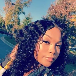 Meet your Posher, Promise